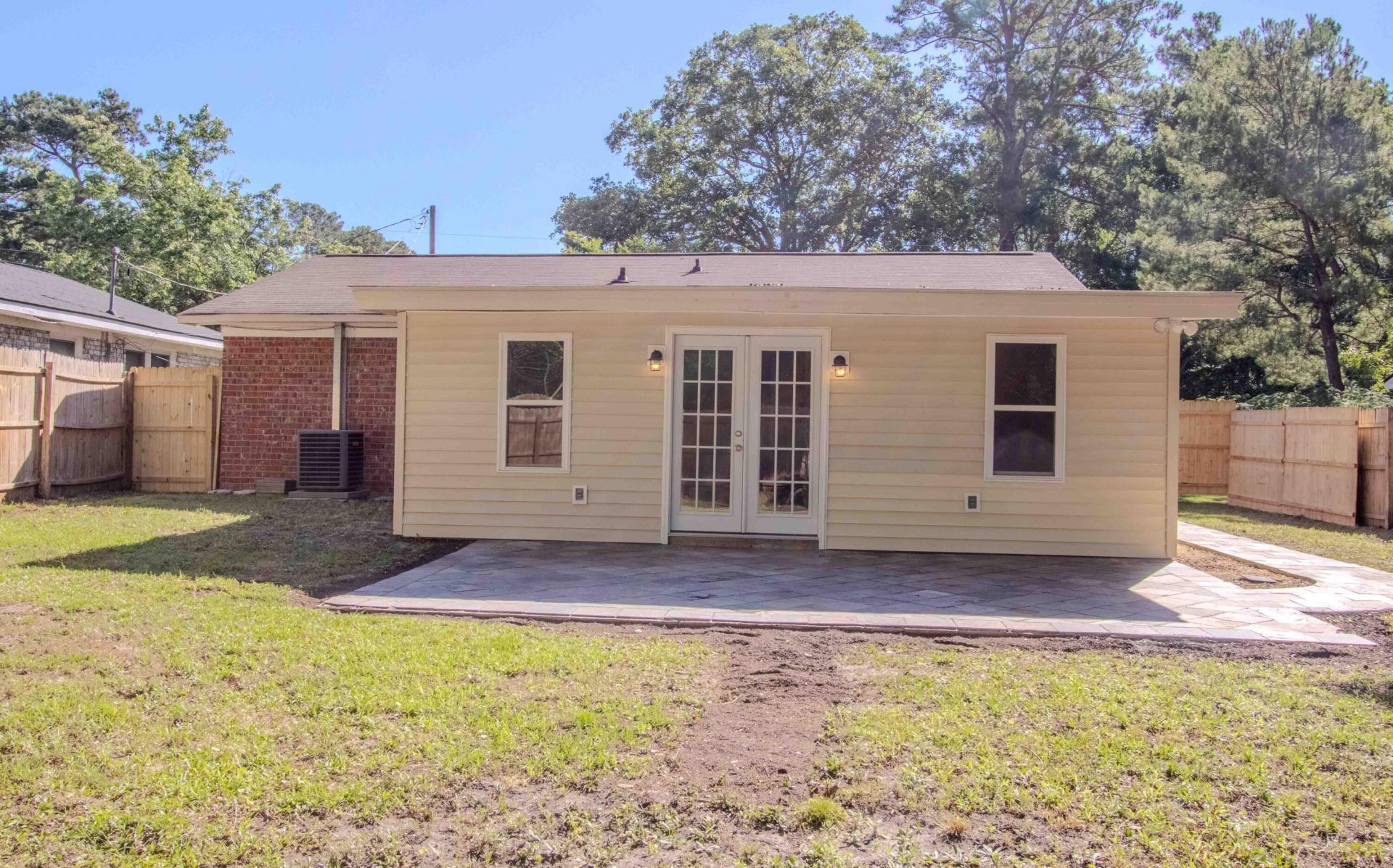 122 Hope Drive Photo 25