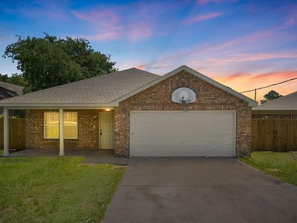4920 S Peachtree Road, Balch Springs, TX 75180