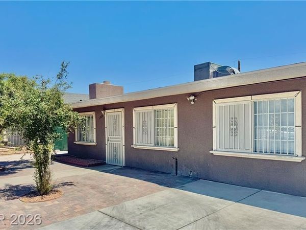 2536 Arrowhead Street, North Las Vegas, NV 89030