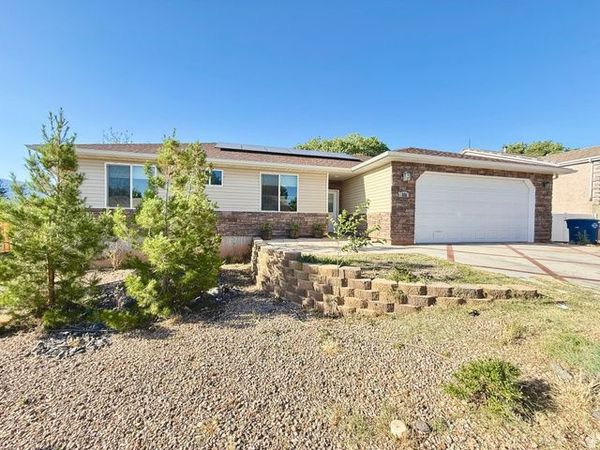 326 W 400 N, La Verkin, UT 84745