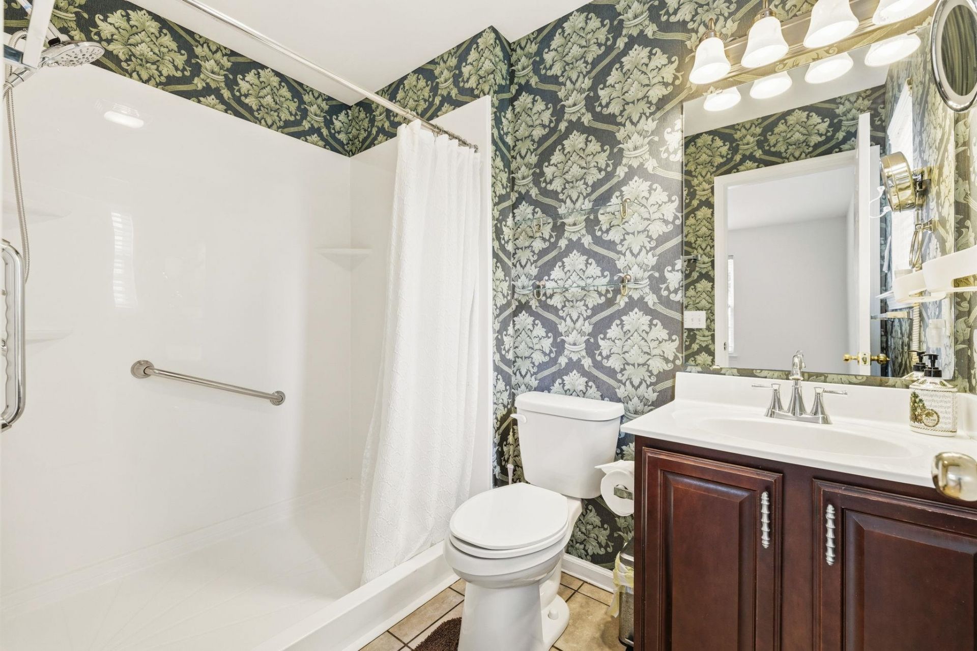 3046 Hollybrooke Dr. Photo 16