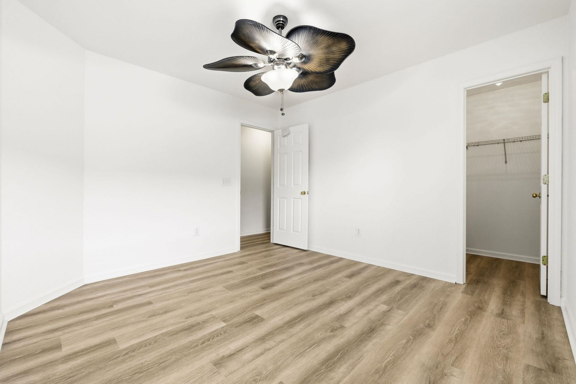 3046 Hollybrooke Dr. Photo 17