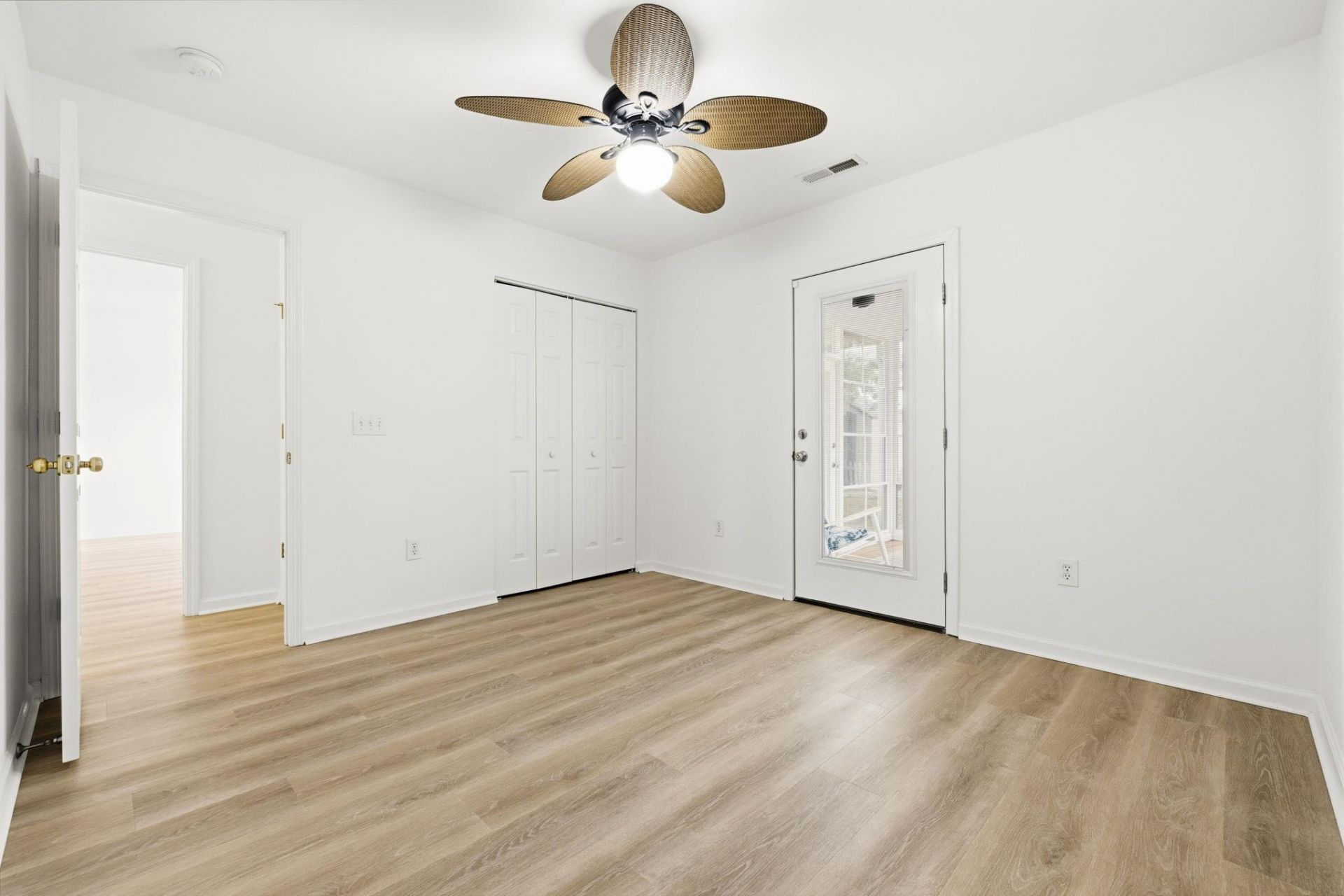 3046 Hollybrooke Dr. Photo 20
