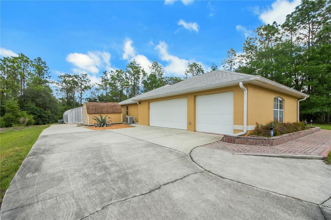 20831 SW 59th Lane , Dunnellon, FL 34431 Photo