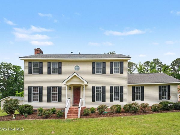 105 Dogwood Drive , Kenly, NC 27542