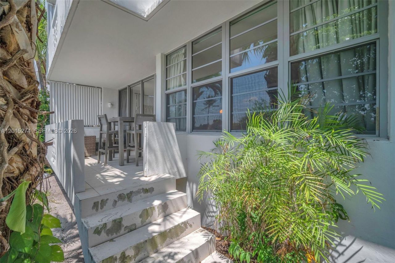 9101 E Bay Harbor Dr , Unit 101, Bay Harbor Islands, FL 33154 Photo
