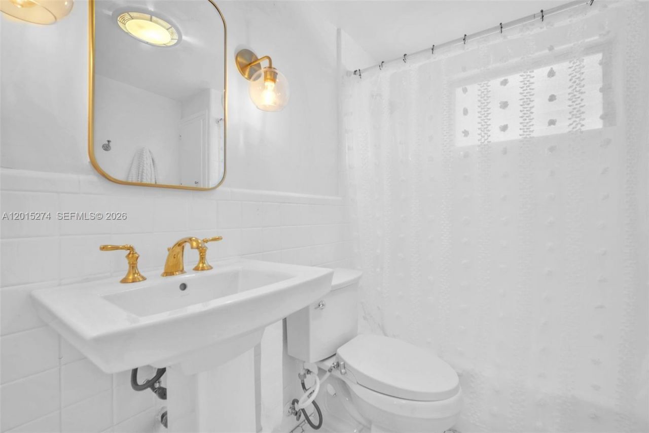 9101 E Bay Harbor Dr , Unit 101, Bay Harbor Islands, FL 33154 Photo