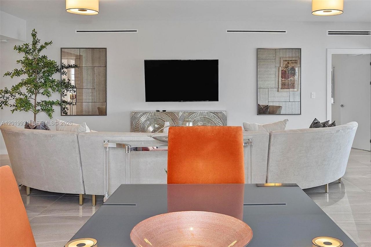 16 Island Ave , Unit 7C, Miami Beach, FL 33139 Photo