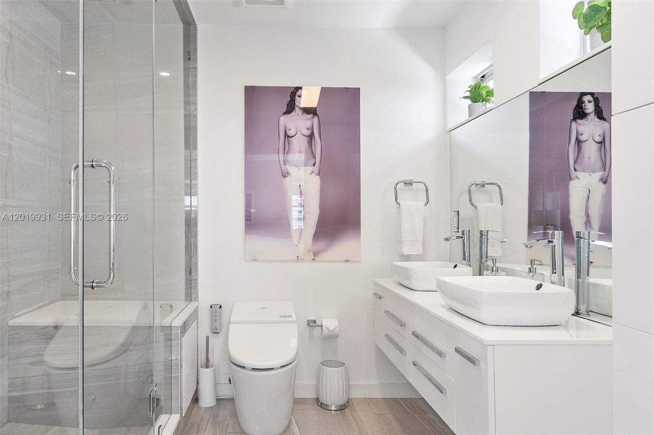 16 Island Ave , Unit 7C, Miami Beach, FL 33139 Photo