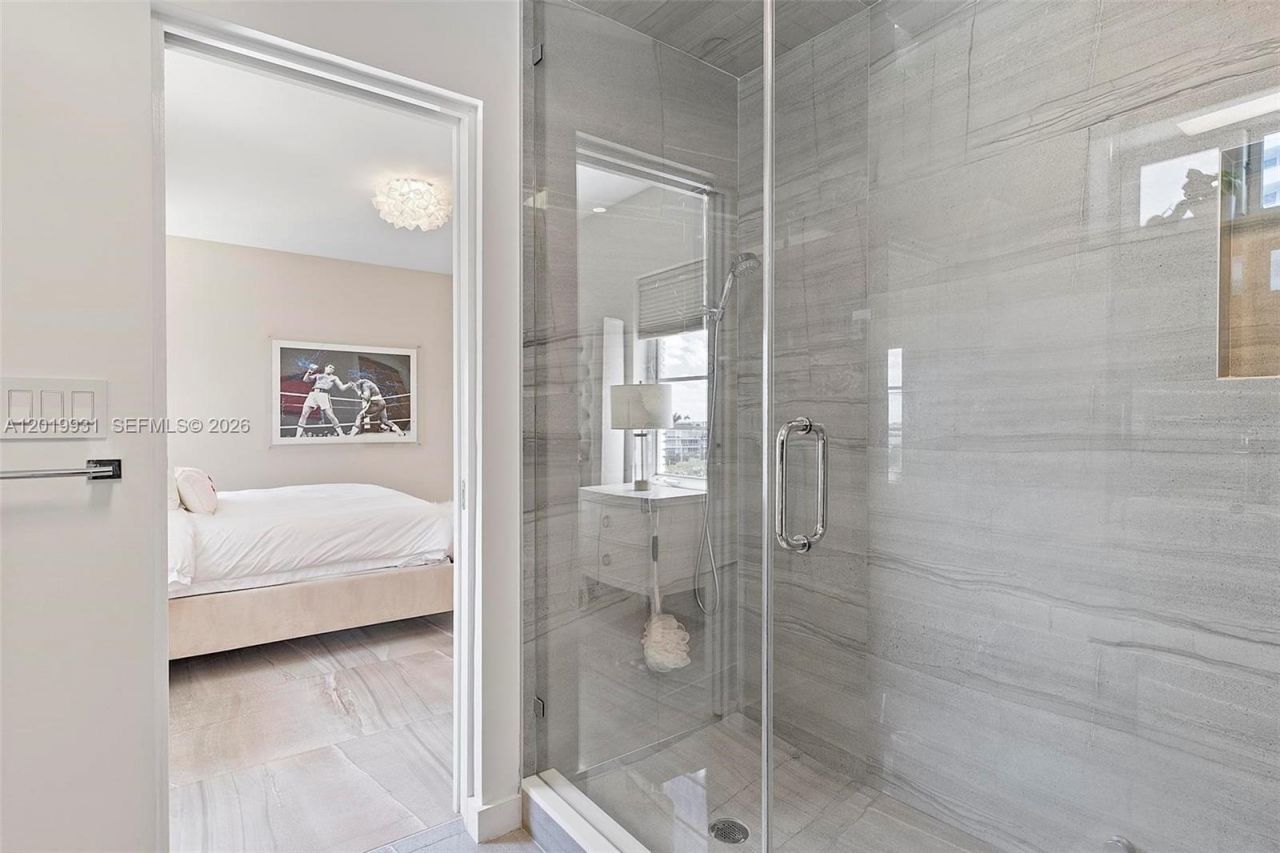 16 Island Ave , Unit 7C, Miami Beach, FL 33139 Photo