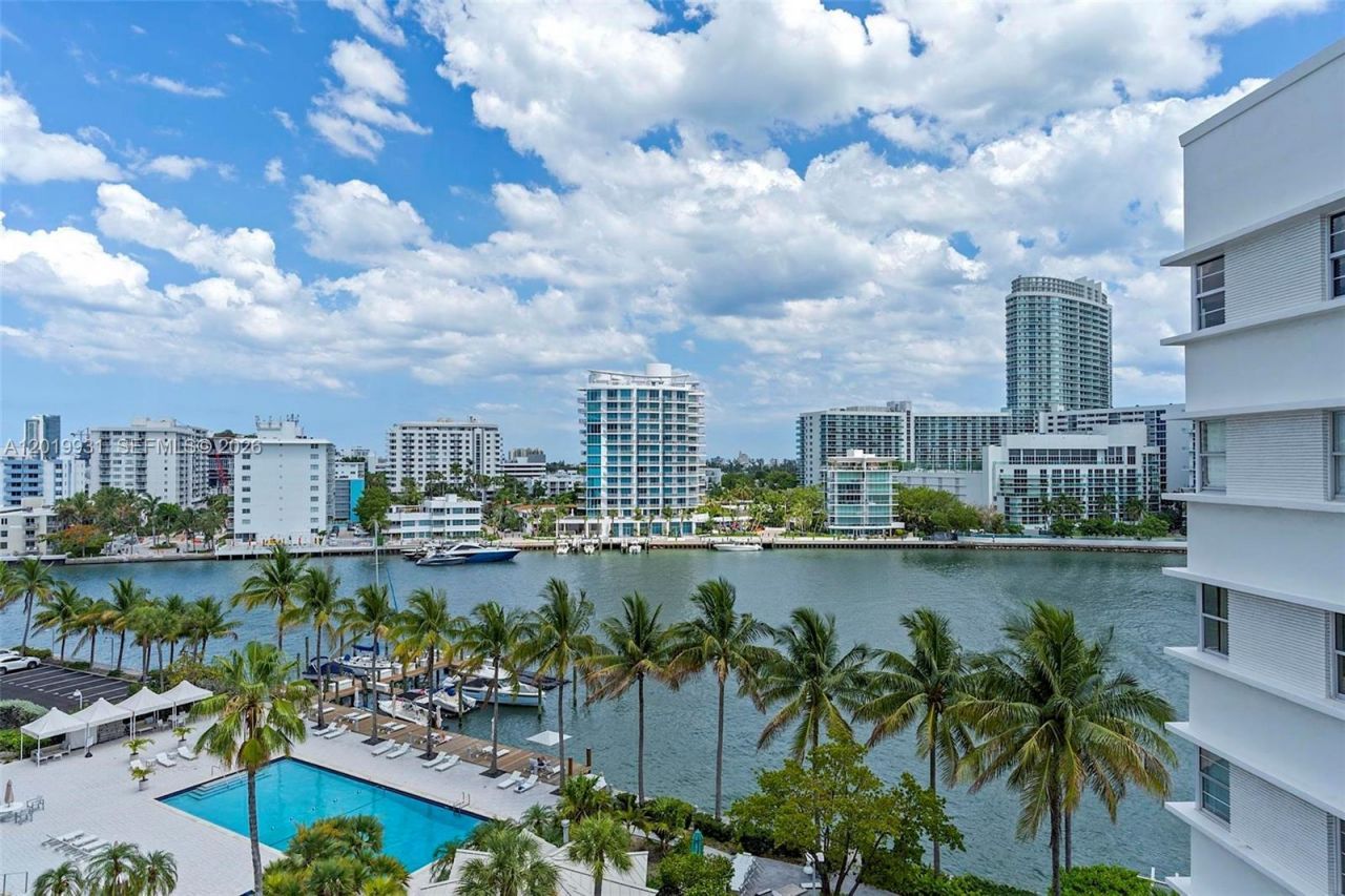 16 Island Ave , Unit 7C, Miami Beach, FL 33139 Photo