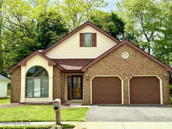 69 Caldwell Terrace, Marlboro, NJ 07746