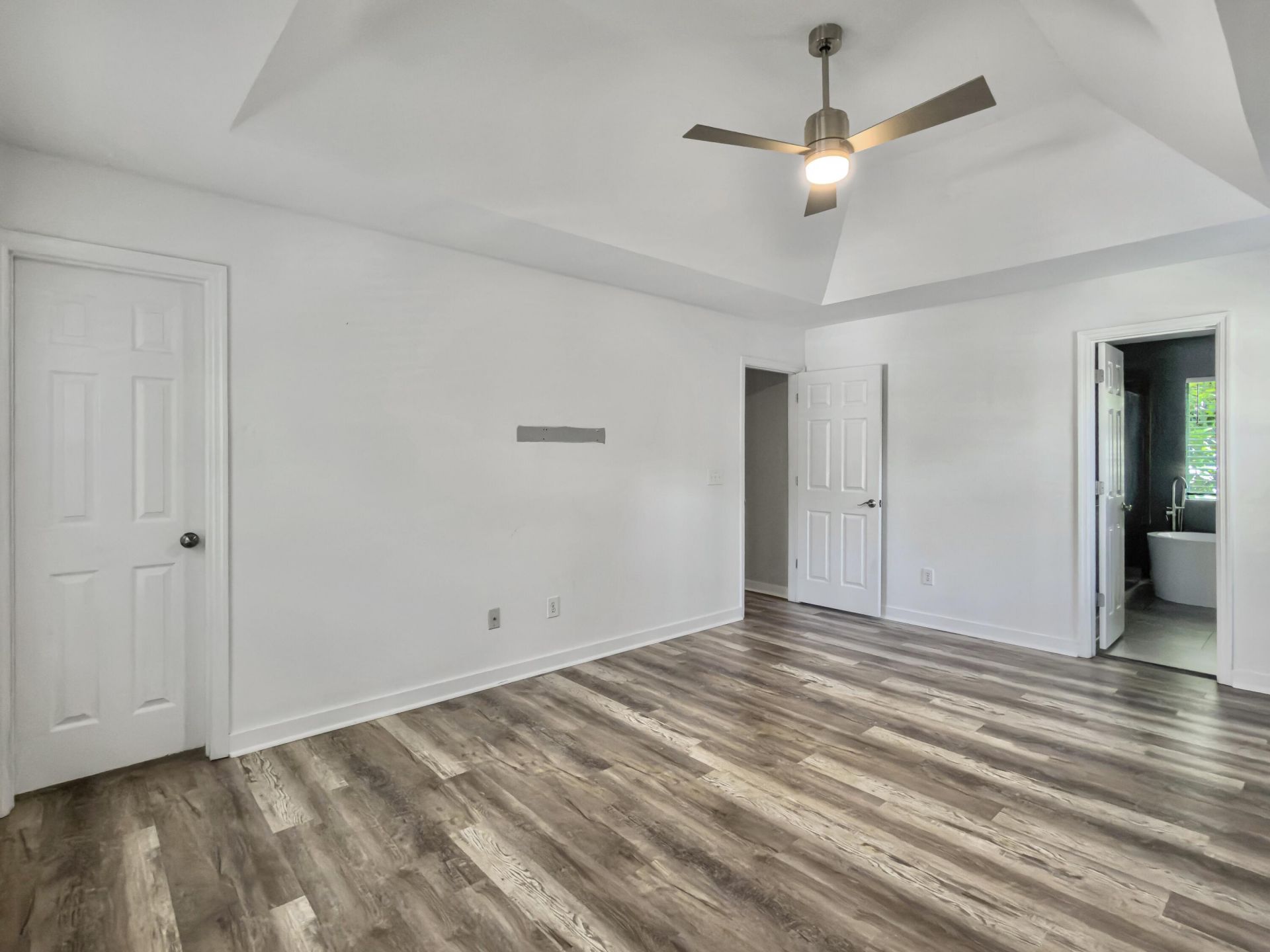 1247 Center Lake Drive Photo 18