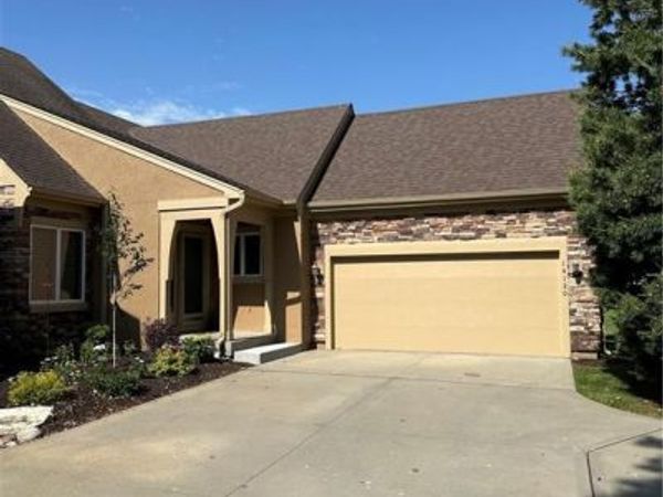 14120 S Summit Street, Olathe, KS 66062