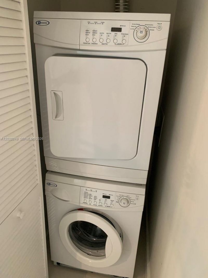 3470 E Coast Ave, Unit H1712, Miami, FL 33137 Photo