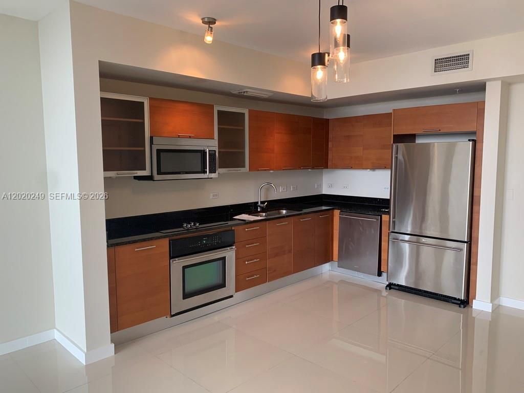 3470 E Coast Ave , Unit H1712, Miami, FL 33137 Photo