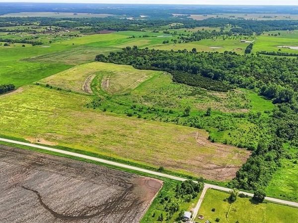 23719 Golden Road, Linwood, KS 66052