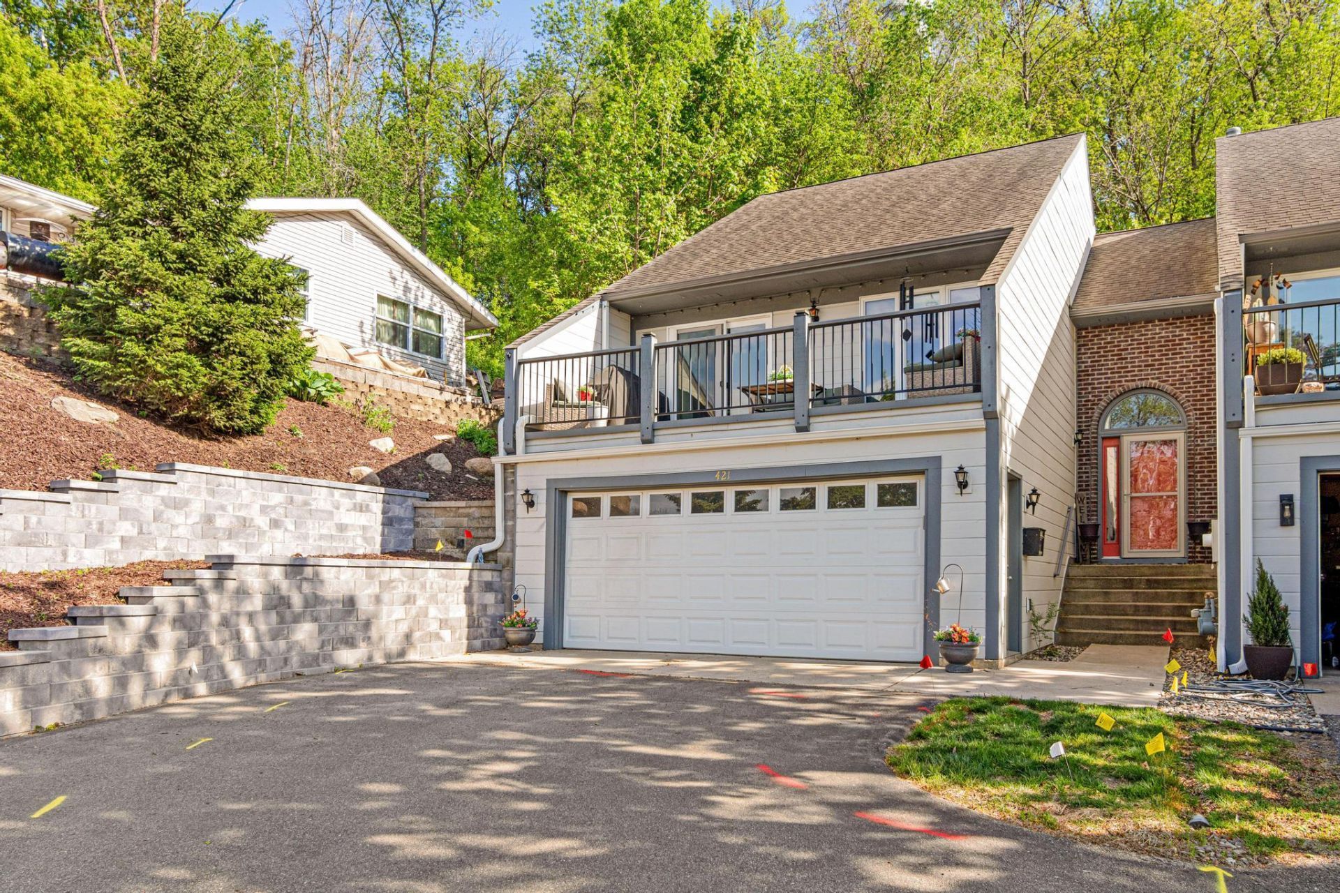 421 E Lake Street , Waconia, MN 55387