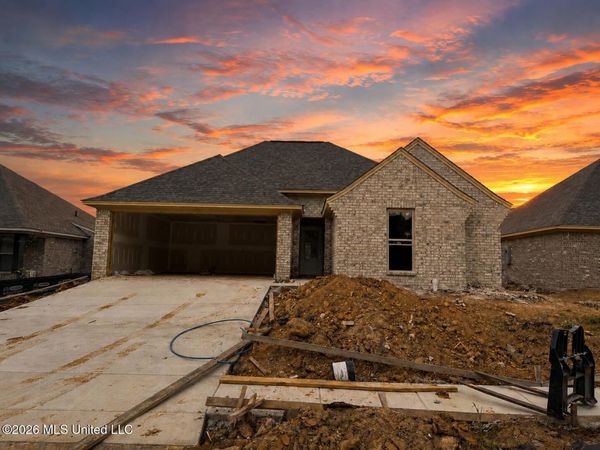 523 Stone Brook Place, Brandon, MS 39042