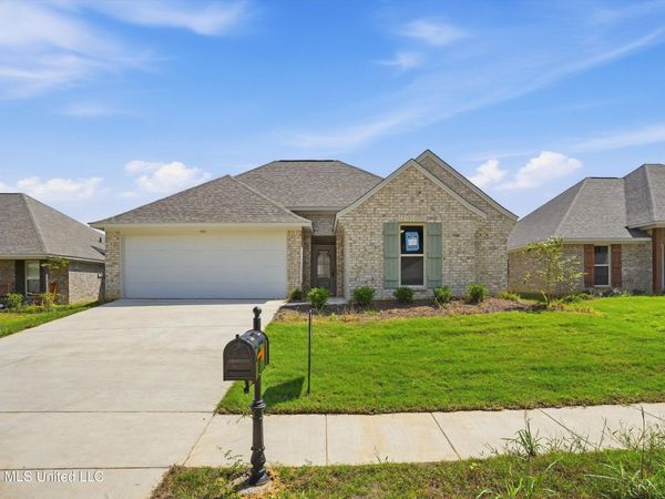 523 Stone Brook Place, Brandon, MS 39042