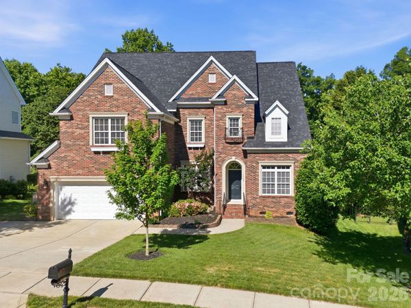3308 Grandeur Road , Charlotte, NC 28269