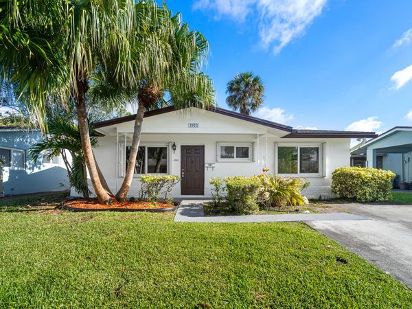 2923 NW 48th Street, Fort Lauderdale, FL 33309
