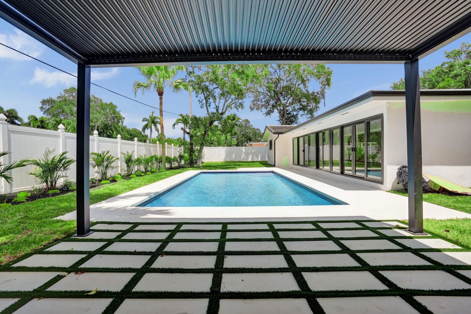 669 SW 3rd Street, Boca Raton, FL 33486 Photo