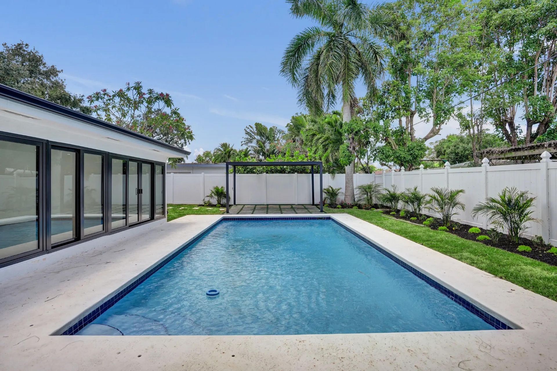669 SW 3rd Street, Boca Raton, FL 33486 Photo