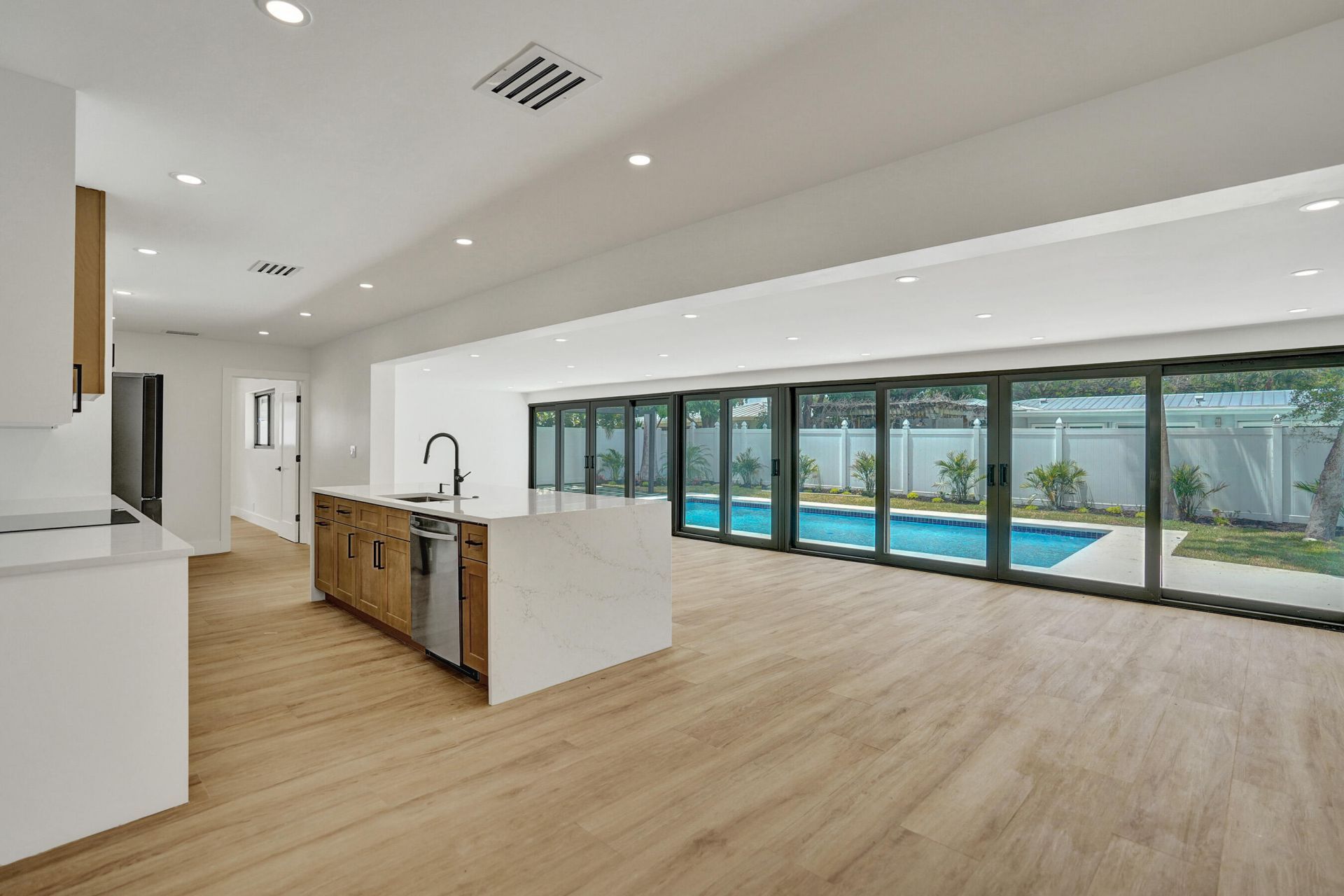 669 SW 3rd Street, Boca Raton, FL 33486 Photo