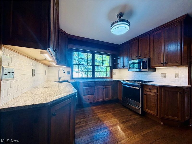 19510 Lunn Road, Strongsville, OH 44149 Photo 26