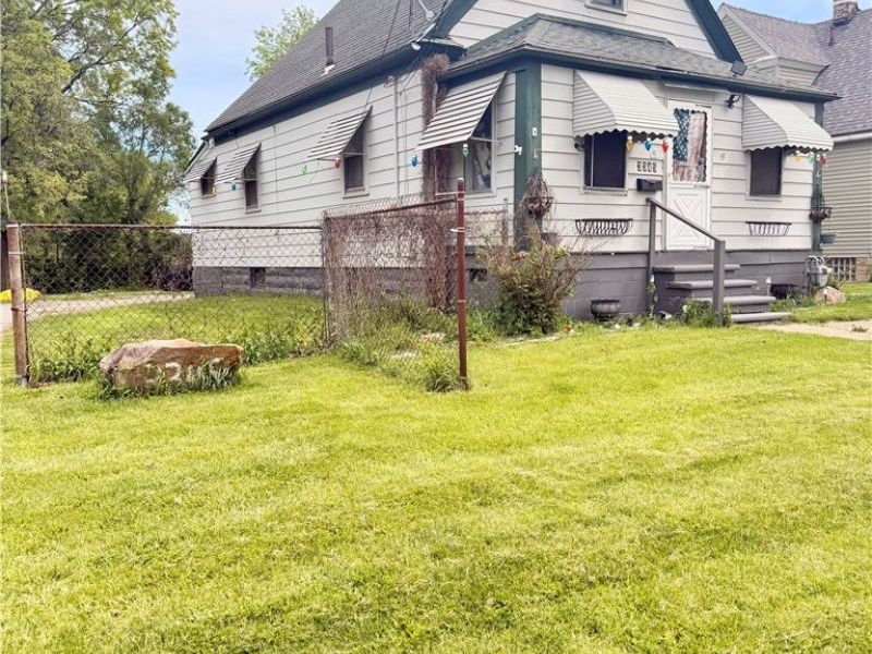 3345 Elyria Avenue, Lorain, OH 44055 Photo 2