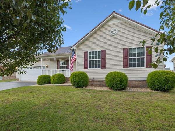 537 Winning Dr, Columbia, TN 38401