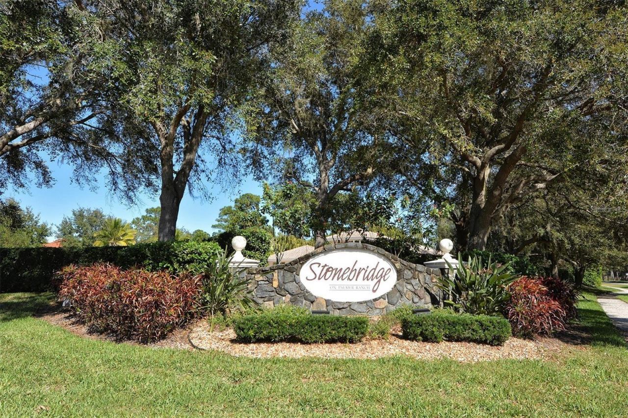 7341 Featherstone Boulevard, Sarasota, FL 34238 Photo
