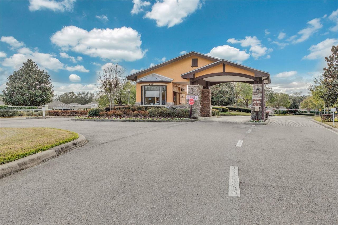 26922 White Plains Way, Leesburg, FL 34748 Photo