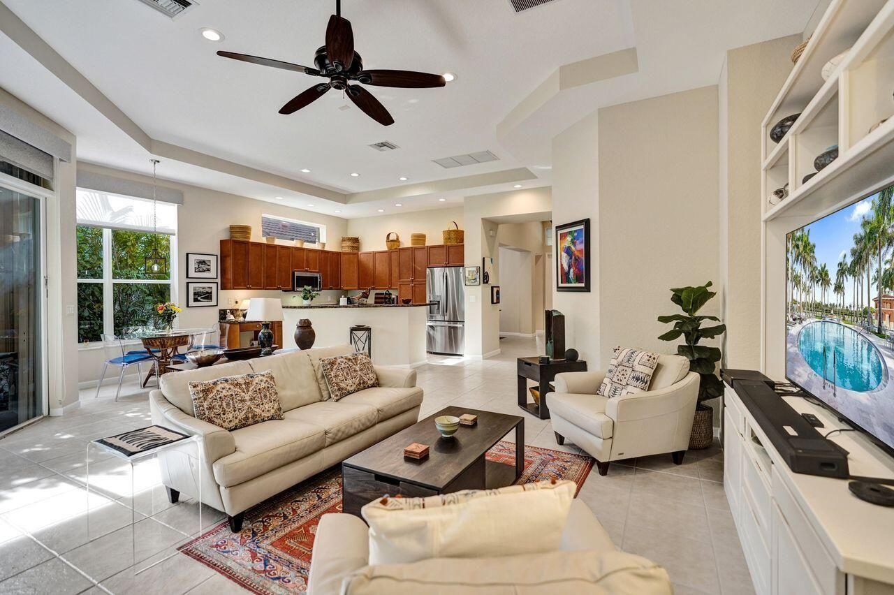 9625 Via Elegante, Wellington, FL 33411 Photo