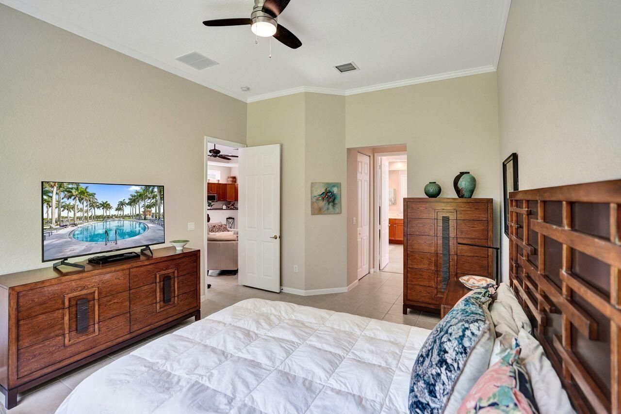 9625 Via Elegante, Wellington, FL 33411 Photo