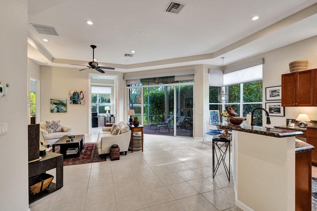 9625 Via Elegante, Wellington, FL 33411 Photo