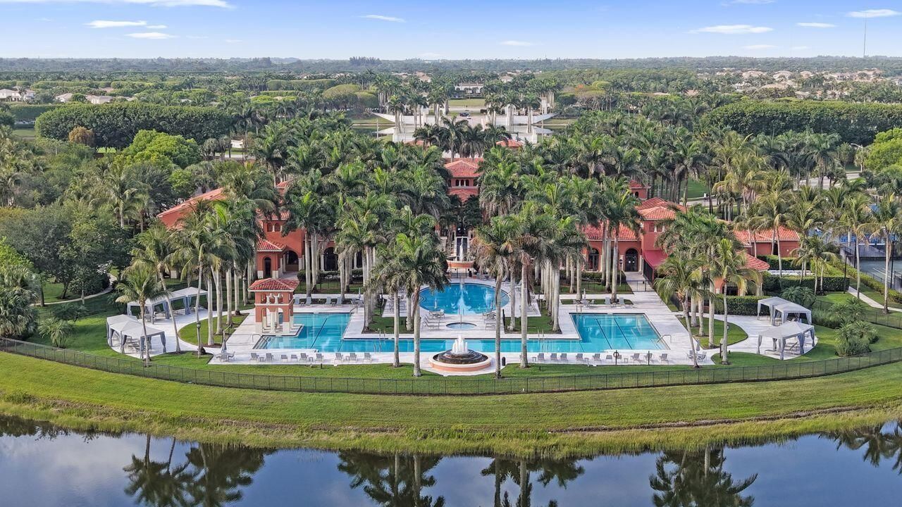 9625 Via Elegante, Wellington, FL 33411 Photo