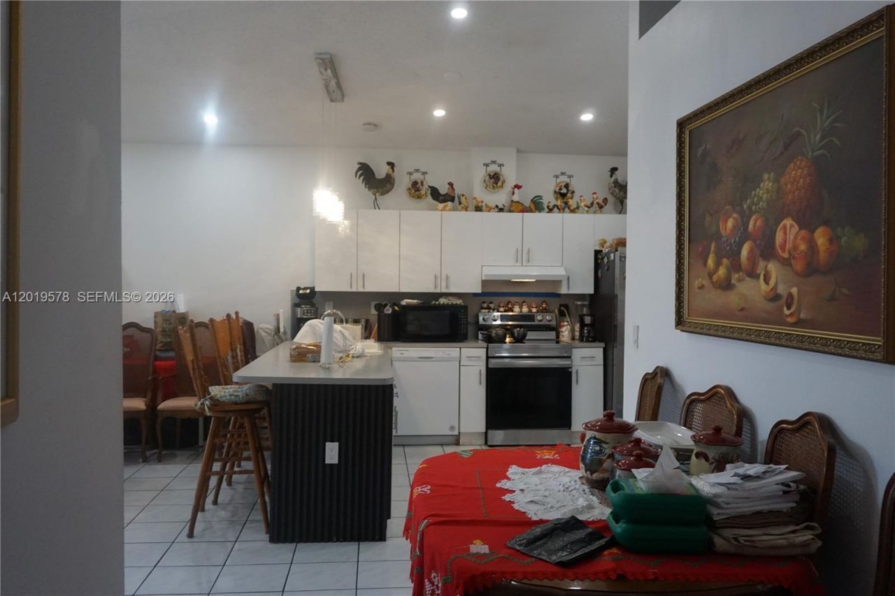 14239 SW 10th St , Miami, FL 33184 Photo