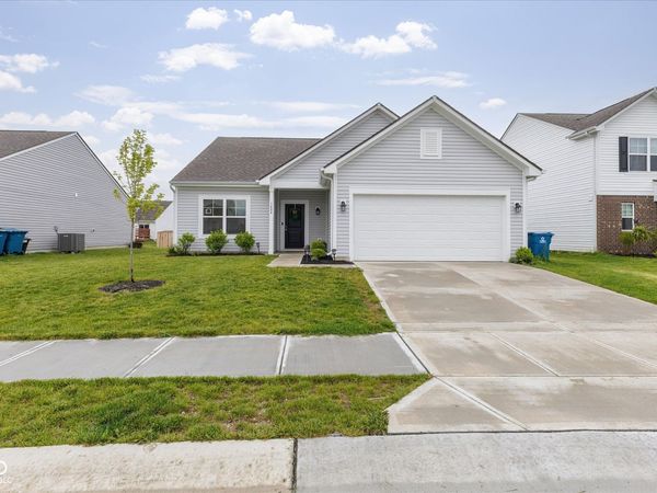1484 Littleleaf Drive , Sheridan, IN 46069