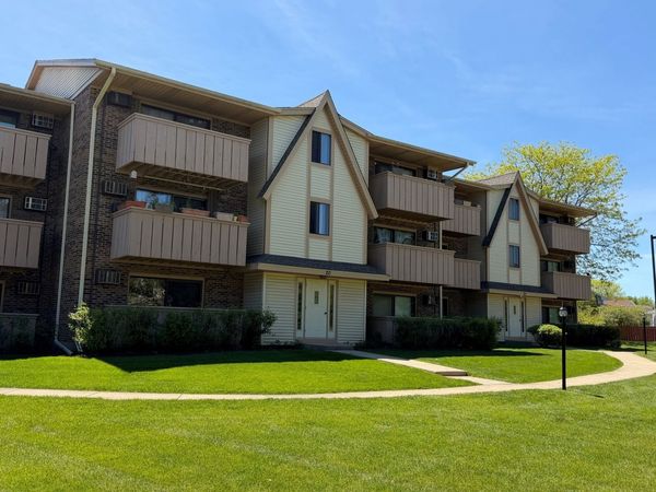20 Echo Court , Unit 3, Vernon Hills, IL 60061
