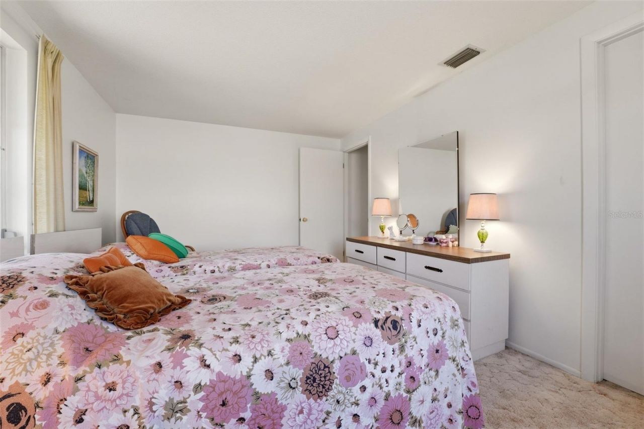 1240 S Venice Boulevard, Venice, FL 34293 Photo