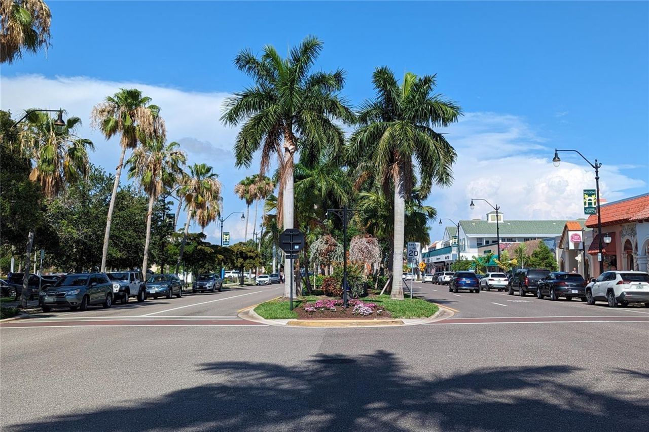 1240 S Venice Boulevard, Venice, FL 34293 Photo