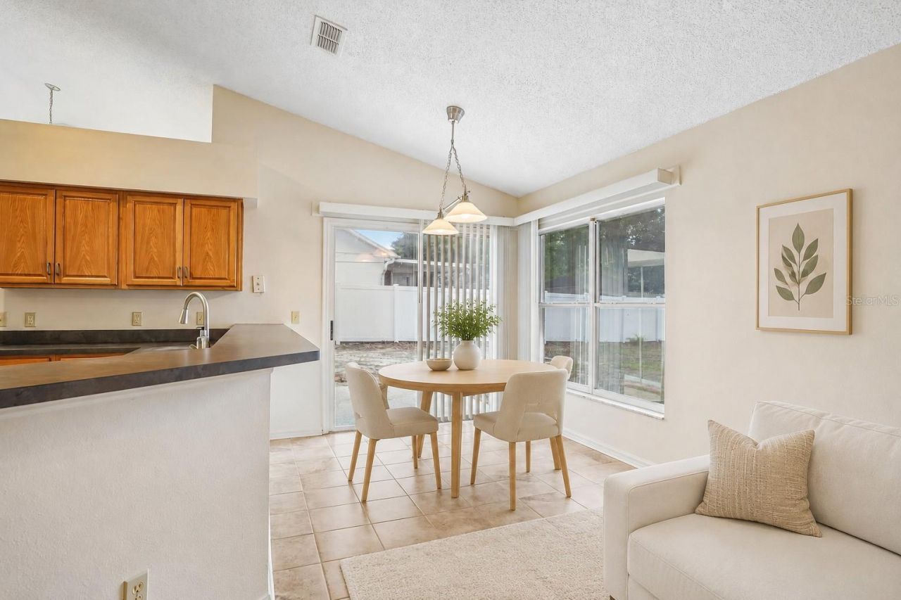 2596 Alclobe Circle, Ocoee, FL 34761 Photo
