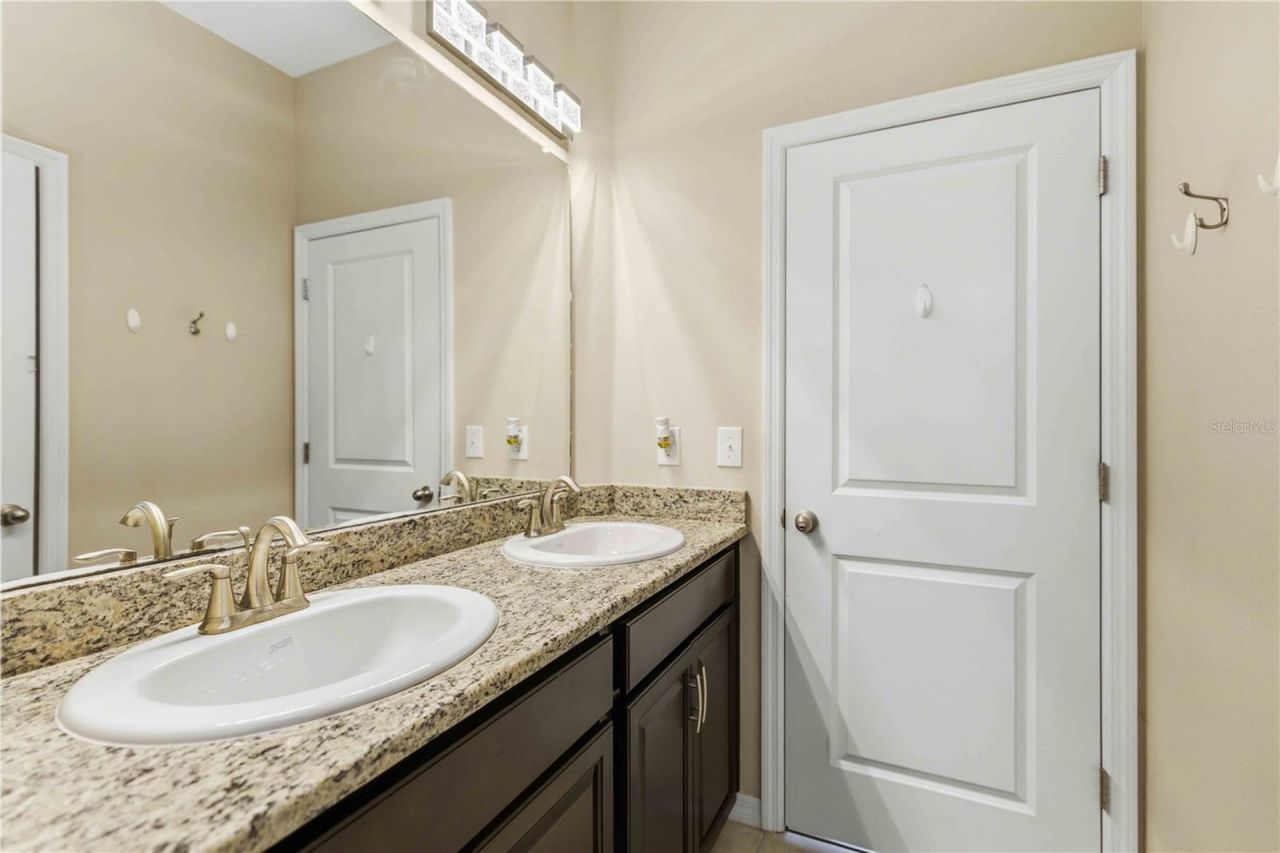 214 Tapa Parish Run , Bradenton, FL 34212 Photo