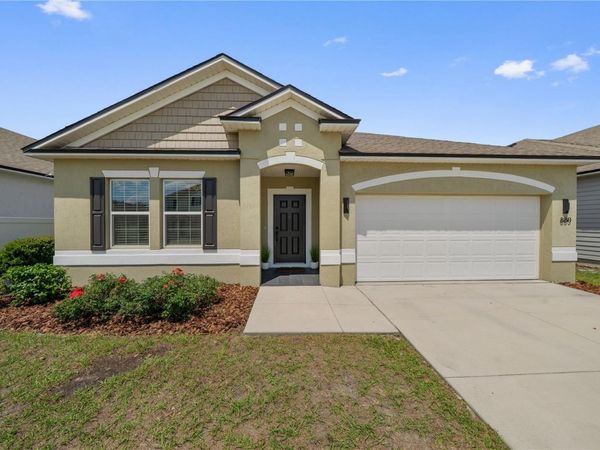 880 NW 251ST DRIVE , NEWBERRY, FL 32669
