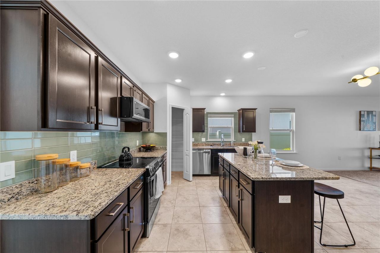 880 NW 251st Drive , Newberry, FL 32669 Photo