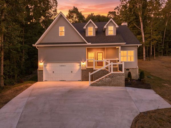 220 Hollow Road, Cleveland, TN 37323