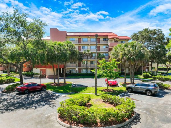 7451 NW 16th Street, Plantation, FL 33313