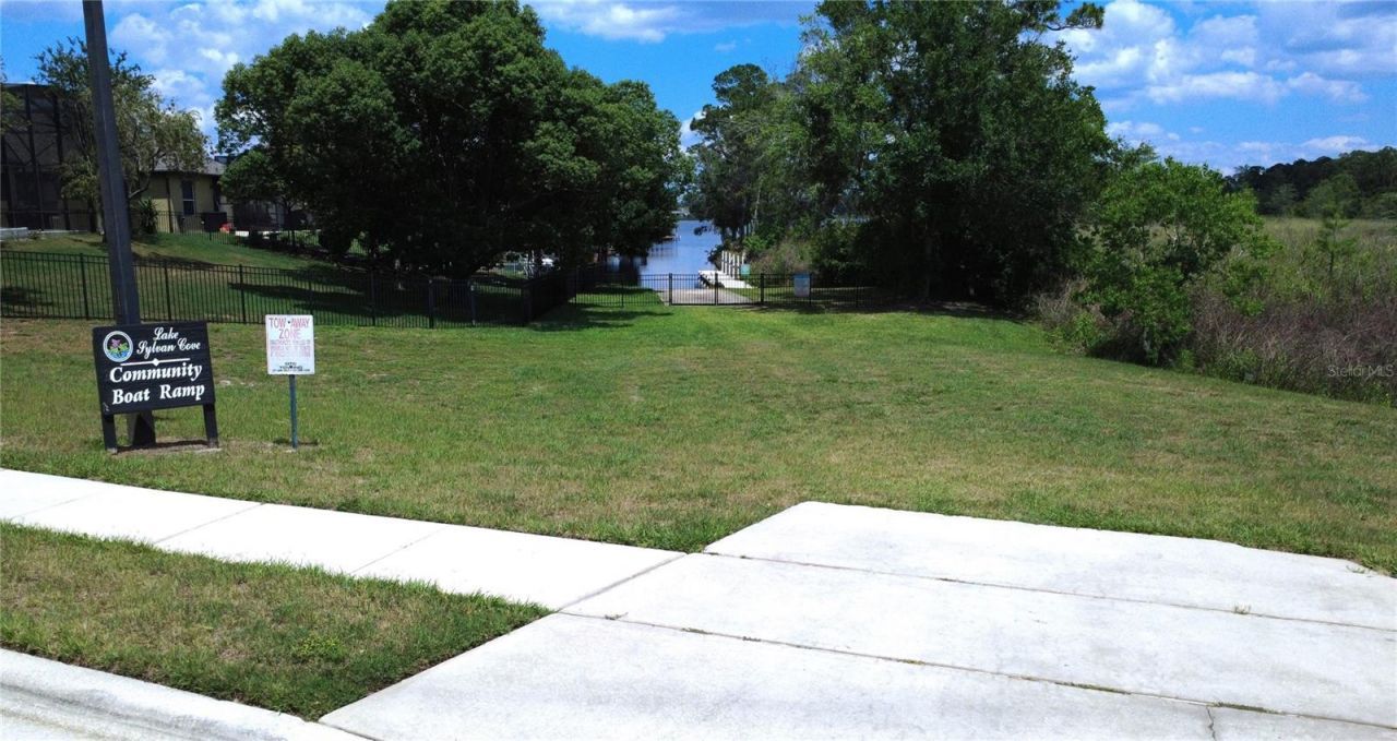7468 Aprelle Drive , Sanford, FL 32771 Photo